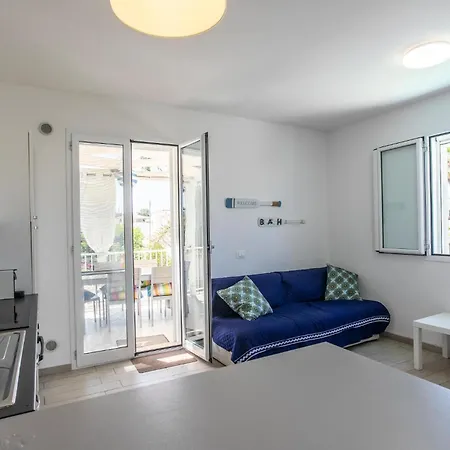 Lovely In With Jacuzzi Feriehus *