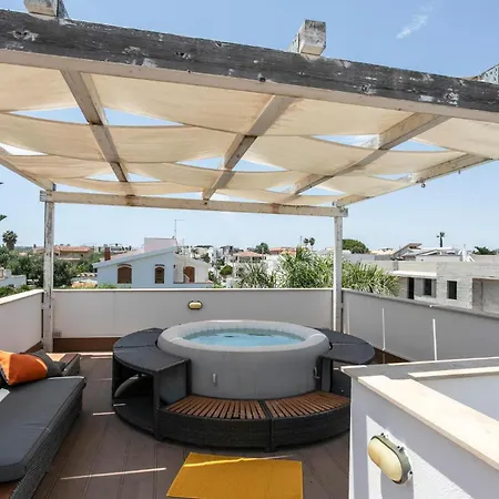 Lovely In With Jacuzzi Feriehus *